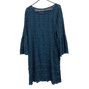 Elegant Teal Lace Dress